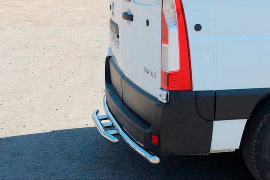 Renault Master 2011-2023 гг. Задняя дуга AK011 (нержавейка) Image