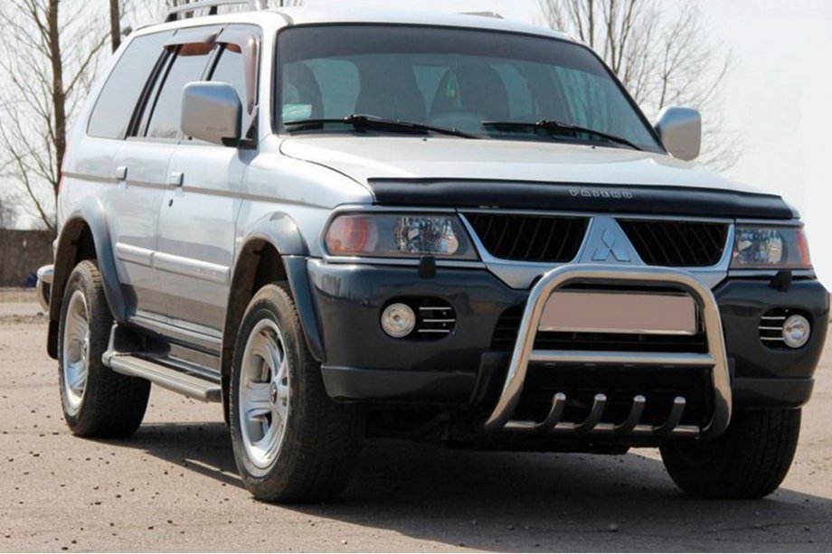 Mitsubishi Pajero Sport 1996-2007 гг. Кенгурятник QT006 (нержавейка) Image