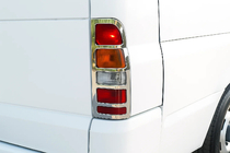 Ford Transit 2000–2014 гг. Накладки на Задние Фонари (2 шт., Нержавейка) фото 1
