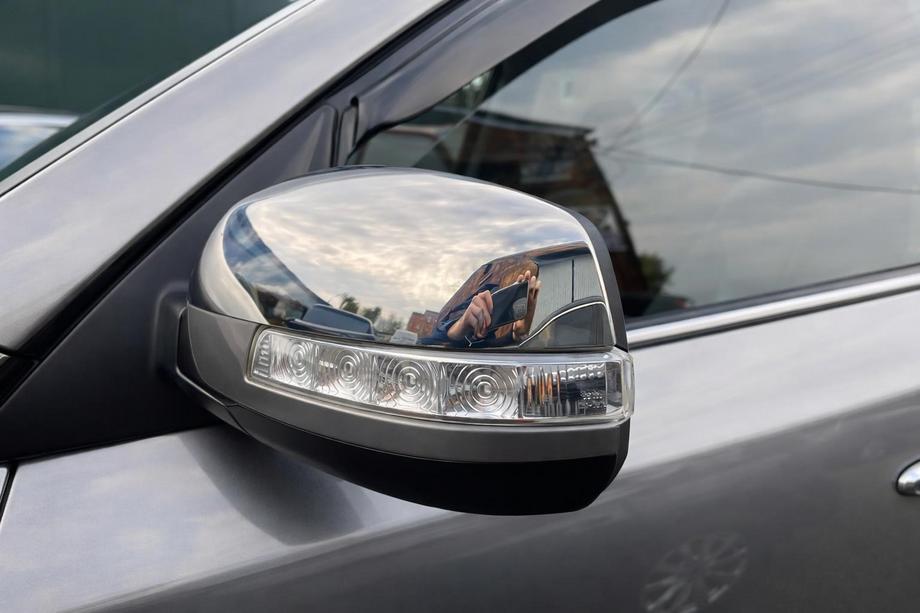 Kia Sorento II XM 2009-2014 гг. Хромированные Накладки на Зеркала (2 шт.) Image