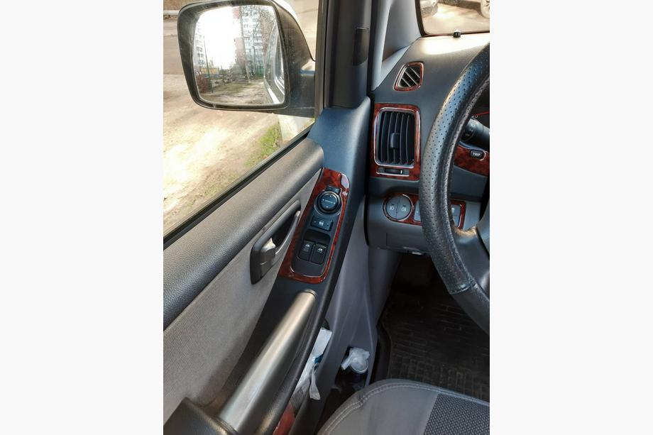 Hyundai H300, H1, Starex 2008-2020 гг. Накладки на панель приборов (Big Set) Карбон Фото 6