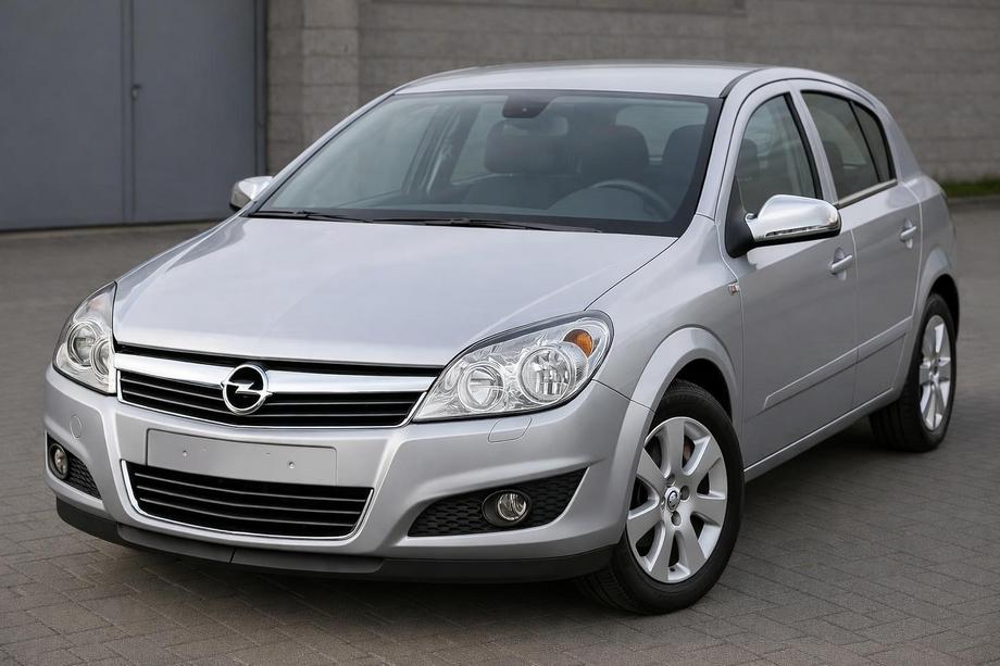 Opel Astra H 2004-2013 гг. Хромированные Накладки на Зеркала (2004-2010, 2 шт) Image