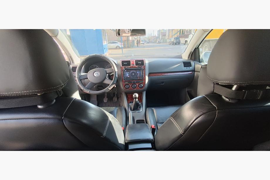Volkswagen Jetta 2006-2011 гг. Накладки на Панель Приборов Титан Фото 7