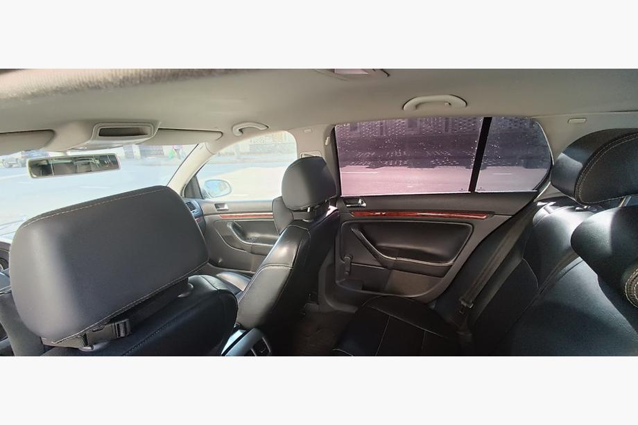 Volkswagen Jetta 2006-2011 гг. Накладки на Панель Приборов Титан Фото 9
