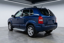 Hyundai Tucson JM 2004- гг. Боковые Подножки Maya V2 (2 шт., Алюминий) фото 1