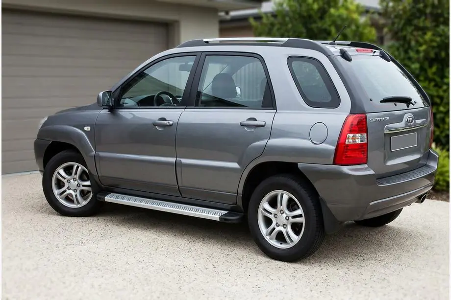 Kia Sportage 2004-2010 гг. Боковые Подножки Maya V2 (2 шт., Алюминий) Image