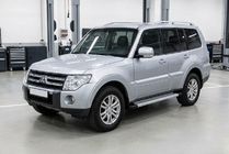 Mitsubishi Pajero Wagon IV 2006-2021 гг. Боковые Подножки Maya V2 (2 шт., Алюминий) фото 1