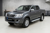 Toyota Hilux 2006-2015 гг. Боковые Подножки Maya V2 (2 шт., Алюминий) фото 1