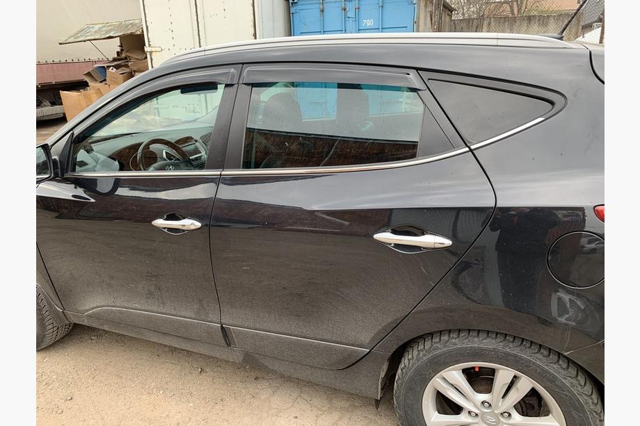 Hyundai IX-35 2010-2015 гг. Нижние молдинги окон нержавейка (6 шт) OmsaLine - Итальянская Нержавейка Image