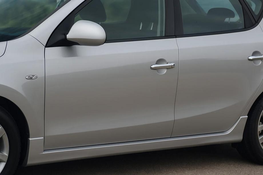 Hyundai I-30 2007-2011 гг. Хромированные Накладки на Ручки (4 шт., Нержавейка) OmsaLine - Итальянская Нержавейка Image