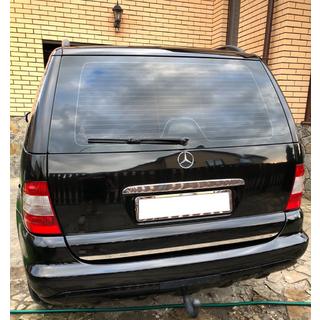 Хромированная накладка над номером (нерж. сталь) Mercedes ML W163 1997-2005 гг. фото 1