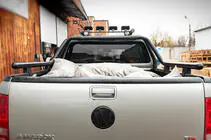 Volkswagen Amarok 2010-2022 гг. Дуга на кузов (черная) фото 3