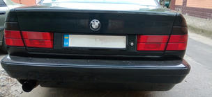 BMW 5 серия E34 1988-1995 гг. Эмблема карбон, Турция (82мм) фото 4