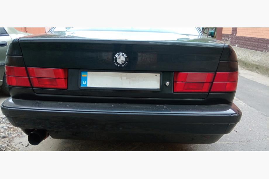 BMW 5 серия E34 1988-1995 гг. Эмблема карбон, Турция (82мм) Фото 4