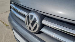 Volkswagen Caddy 2015-2020 гг. Хром Накладки на Решетку (2 шт., Нержавеющая Сталь) Carmos - Турецкая Нержавеющая Сталь фото 1