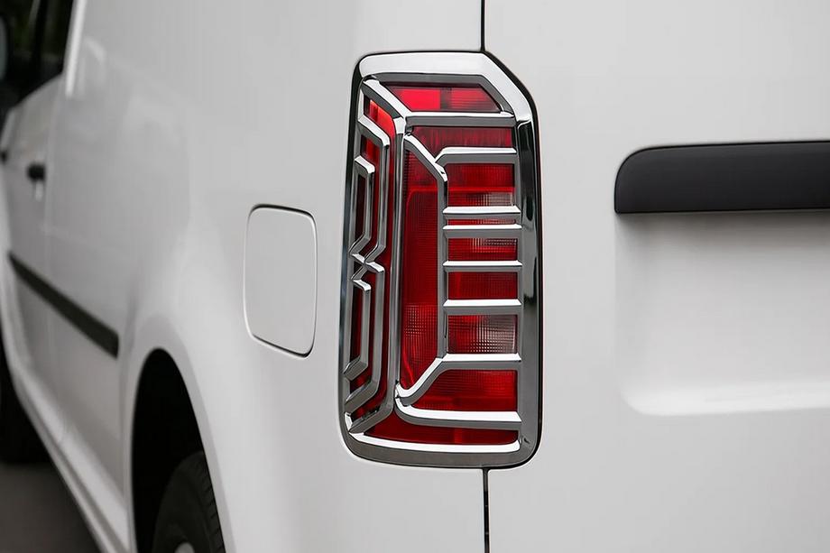 Volkswagen Caddy 2015-2020 гг. Хромированные накладки на задние фонари (2 шт., пластик) Image
