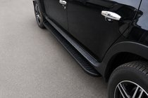 Dacia Duster 2008-2018 гг. Боковые Подножки Tayga V1 Черные (2 шт., Алюминий) фото 1
