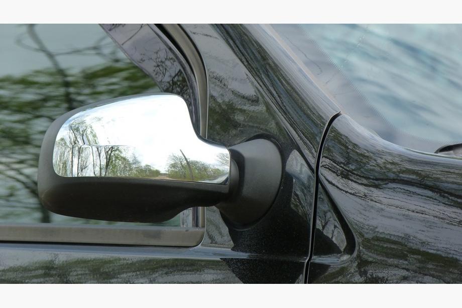 Renault Duster 2008–2017 гг. Хром Накладки на Зеркала ВЕРХНИЕ Вариант 2 (2шт) Image