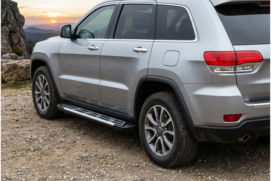 Jeep Grand Cherokee WK2 2010-2021 гг. Боковые Подножки Sunrise (2 шт., Алюминий) Image