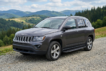 Jeep Compass 2006-2016 гг. Боковые Подножки RedLine Black (2 шт., Алюминий) фото 1