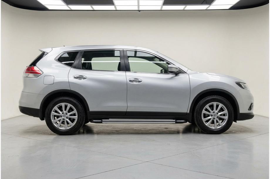 Nissan X-trail T32/Rogue 2014-2021 гг. Боковые Подножки Rainbow (2 шт., Алюминий) Image
