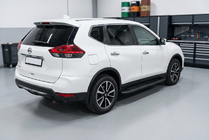 Nissan X-trail T32/Rogue 2014-2021 гг. Боковые пороги Bosphorus Black (2 шт., алюминий) фото 1