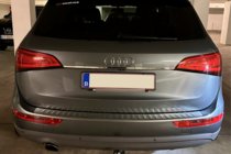 Audi Q5 2008-2017 гг. Хромированная накладка над номером (нержавейка) фото 4
