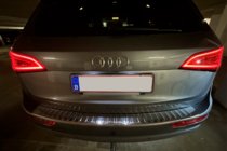Audi Q5 2008-2017 гг. Хромированная накладка над номером (нержавейка) фото 5