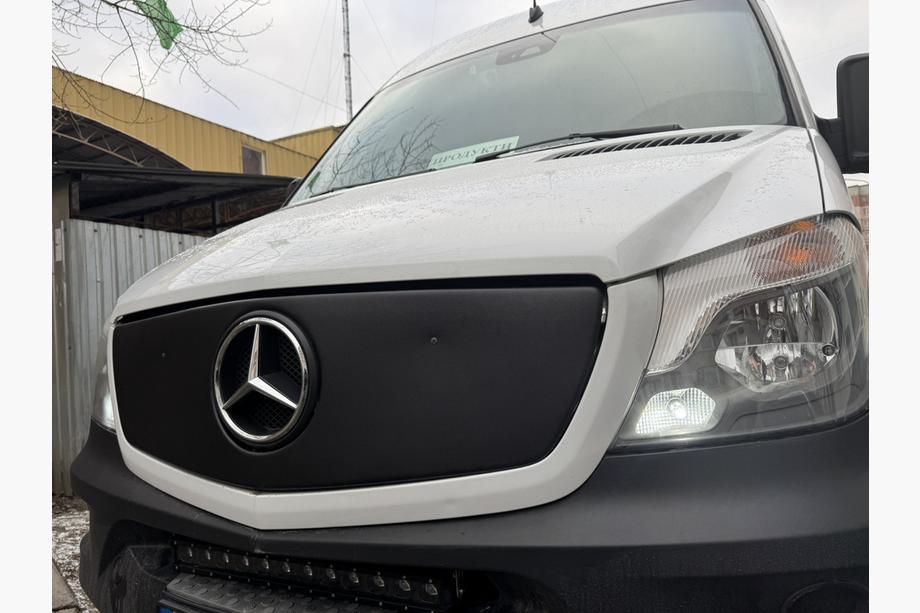 Mercedes Sprinter W906 2006–2018 гг. Зимняя накладка на решетку радиатора V1 (2013↗) Матовый Фото 3