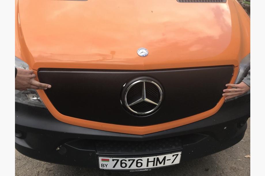Mercedes Sprinter W906 2006–2018 гг. Зимняя накладка на решетку радиатора V1 (2013↗) Матовый Фото 6