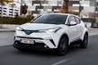 Обзор гибридного кроссовера Toyota C-HR фото 3