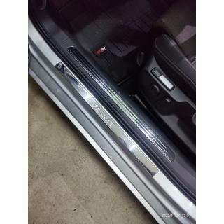 Накладки на дверные пороги OmsaLine тип 1 (4 шт, нержавейка) Volkswagen Passat B8 2015-2023 гг. фото 3