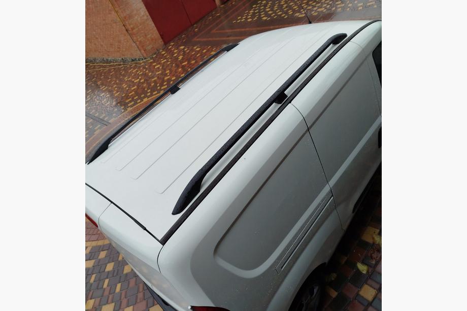 Fiat Doblo II 2010-2022 гг. Черные рейлинги Стандарт, Металлические опоры Фото 12