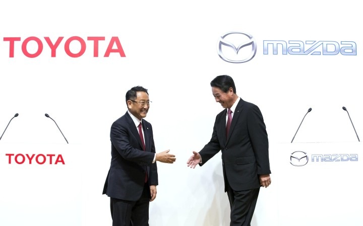 Toyota и Mazda планируют совместные разработки электромобилей