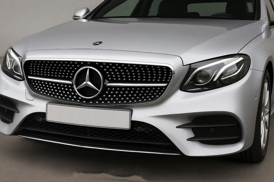 Mercedes E-class W213 2016-2023 гг. Передняя решетка Diamond Black (для Avantgarde/AMG-Line/E43 AMG/E53 AMG 2016-2020) С местом под камеру Image