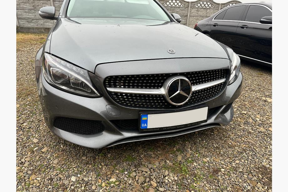 Mercedes C-class W205 2014-2021 гг. Передняя решетка Diamond Silver (для Avantgarde/AMG-Line/C43 AMG) Фото 2