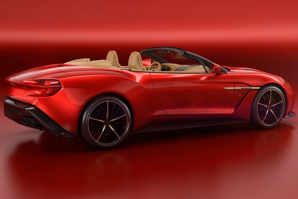 Aston Martin представил новые модификации спорткаров