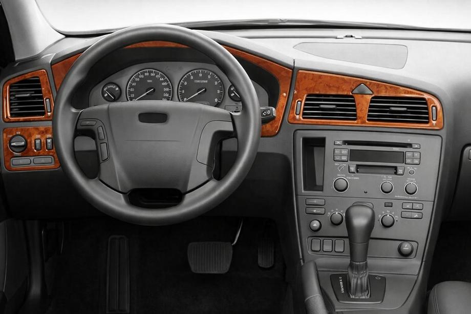 Volvo S60 2000-2009 гг. Накладки на панель приборов (Основные, 2005-2009) Image