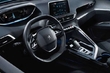 Французский стиль в кроссовере Peugeot 5008 2017 года фото 5