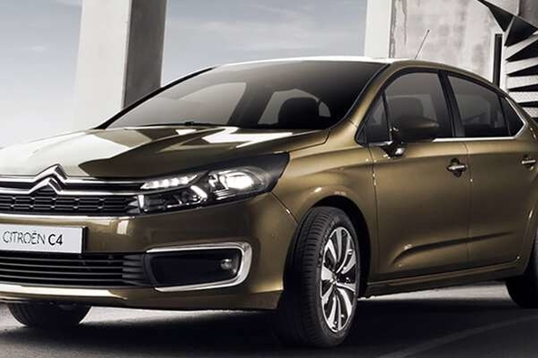 Обзор обновленного Citroen C4