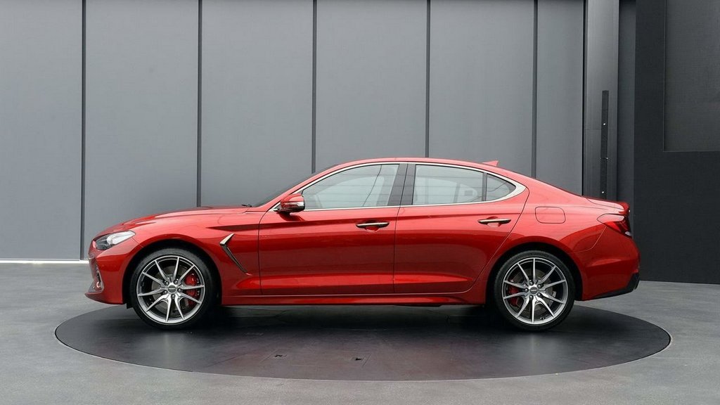 Корейцы представили главного конкурента BMW 3-Series