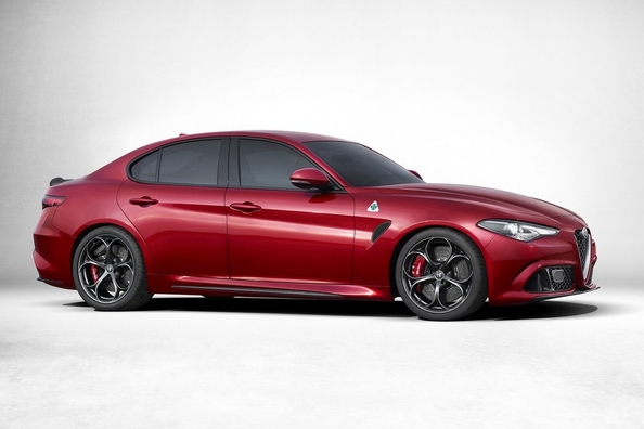 Итальянская харизма в седане Alfa Romeo Giulia