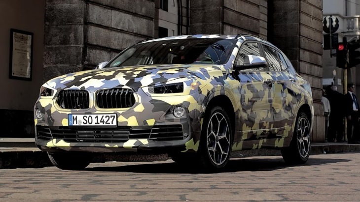 В Милане показали новый кросс-купе BMW X2