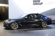 Седан BMW M550i XDrive 2018 модельного года фото 3
