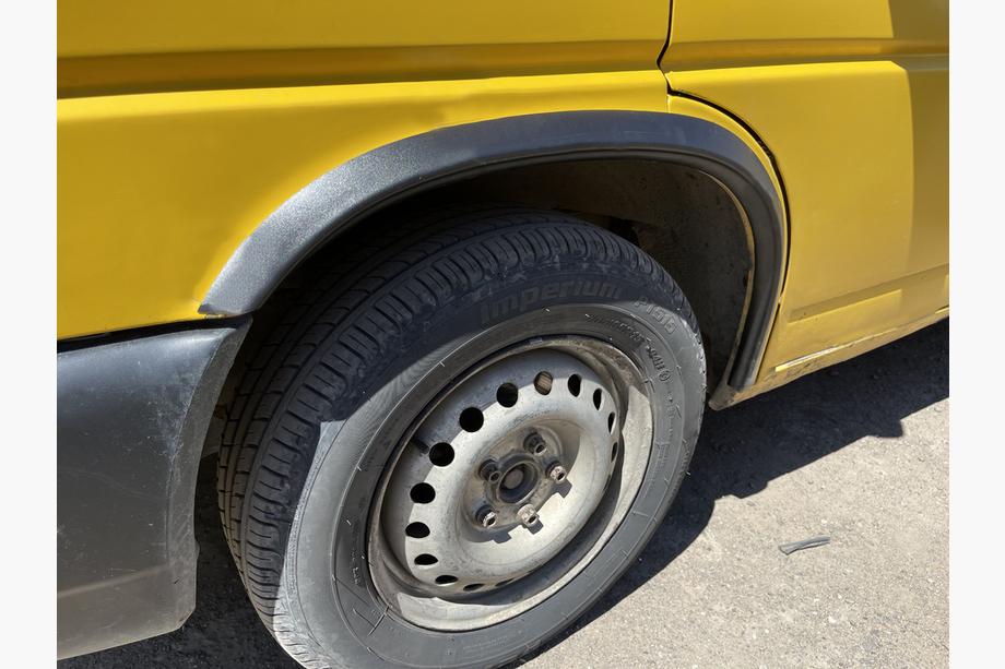 Volkswagen T4 Caravelle/Multivan 1990–2003 гг. Расширители арок (4 шт, пластик) Image