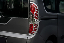 Fiat Doblo II 2010-2022 гг. Хром накладки на задние фонари (2015↗, 2 шт, пластик) фото 1