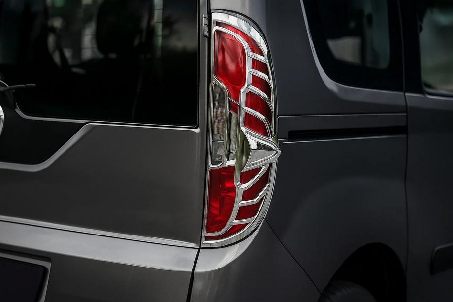 Opel Combo 2012-2018 гг. Хромированные накладки на задние фонари (2015↗, 2 шт, пластик) Image