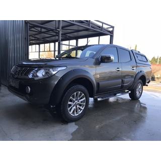 Хардтоп с раздвижными окнами Mitsubishi L200 2015-2024 гг. фото 3