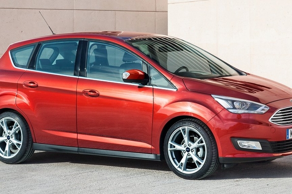 Обзор компактного пятиместного минивэна Ford C-Max