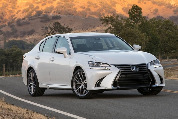 Обзор седана Lexus GS